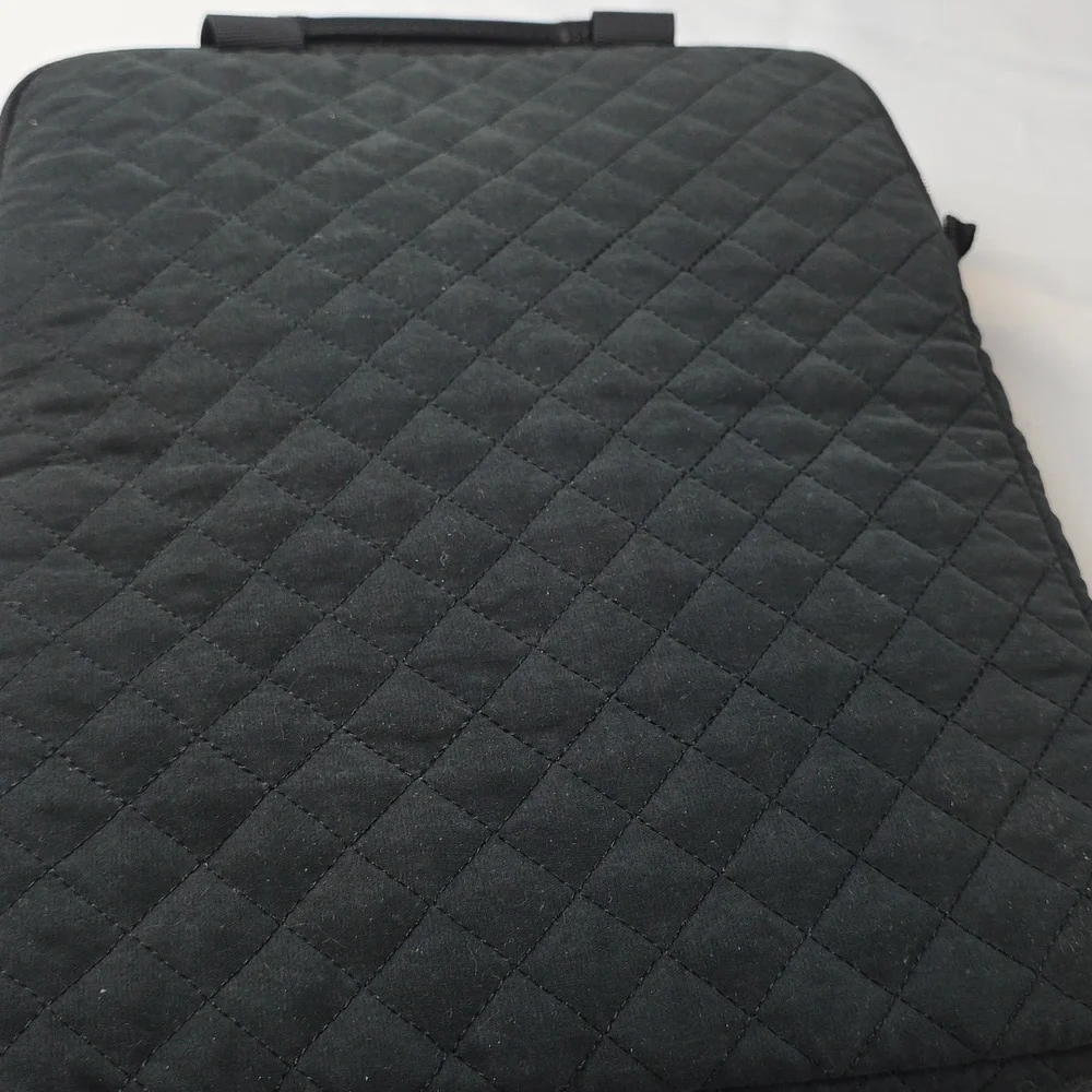 NWOT Mosiso Black Quilted Laptop/Tablet Case‎ Padded Fleecy Lining Handles